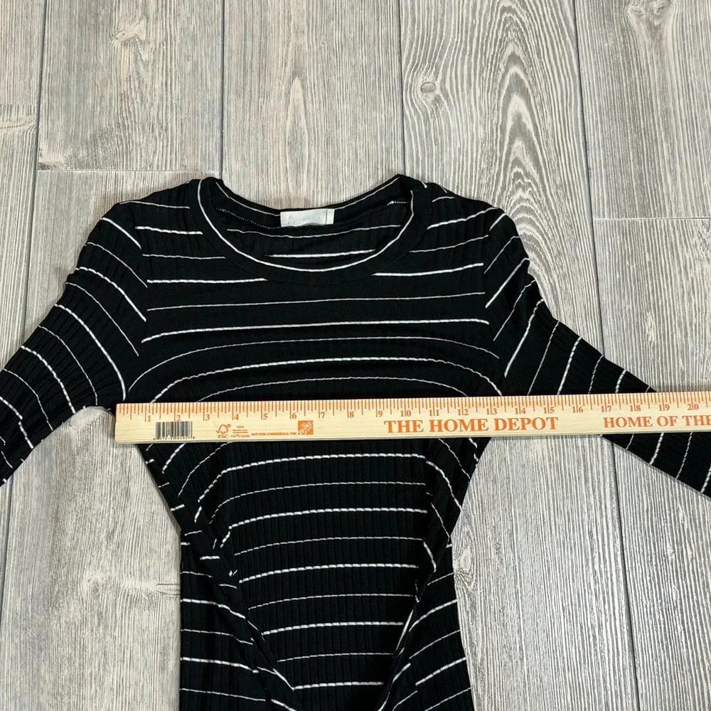 Every Black with White Stripe Ribbed Bodycon Tie-Wrap Dress Size Medium Mini - Picture 3 of 8